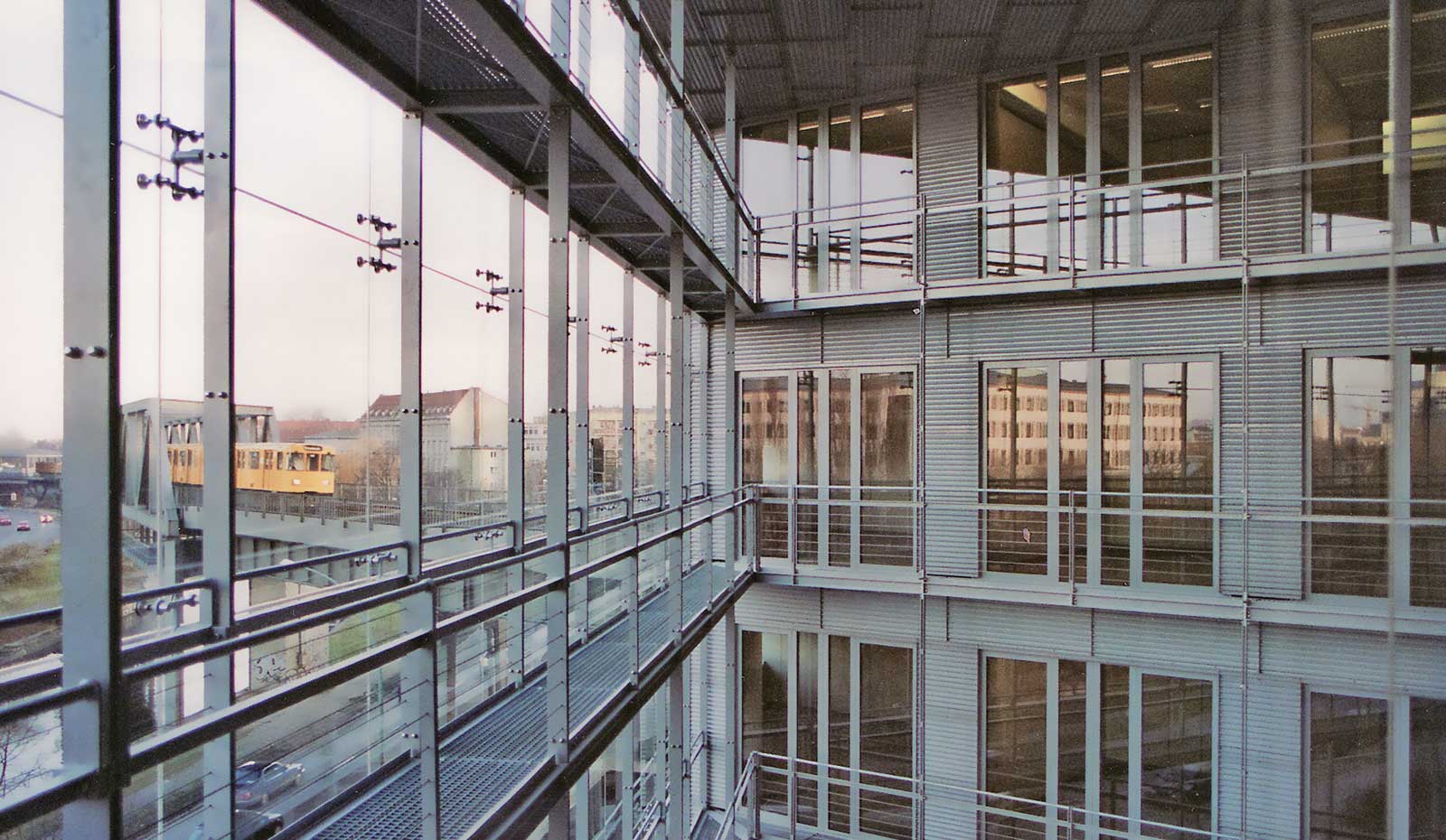 Bürogebäude der Berliner-Verkehrsbetriebe-Gesellschaft BVG, Berlin-Kreuzberg